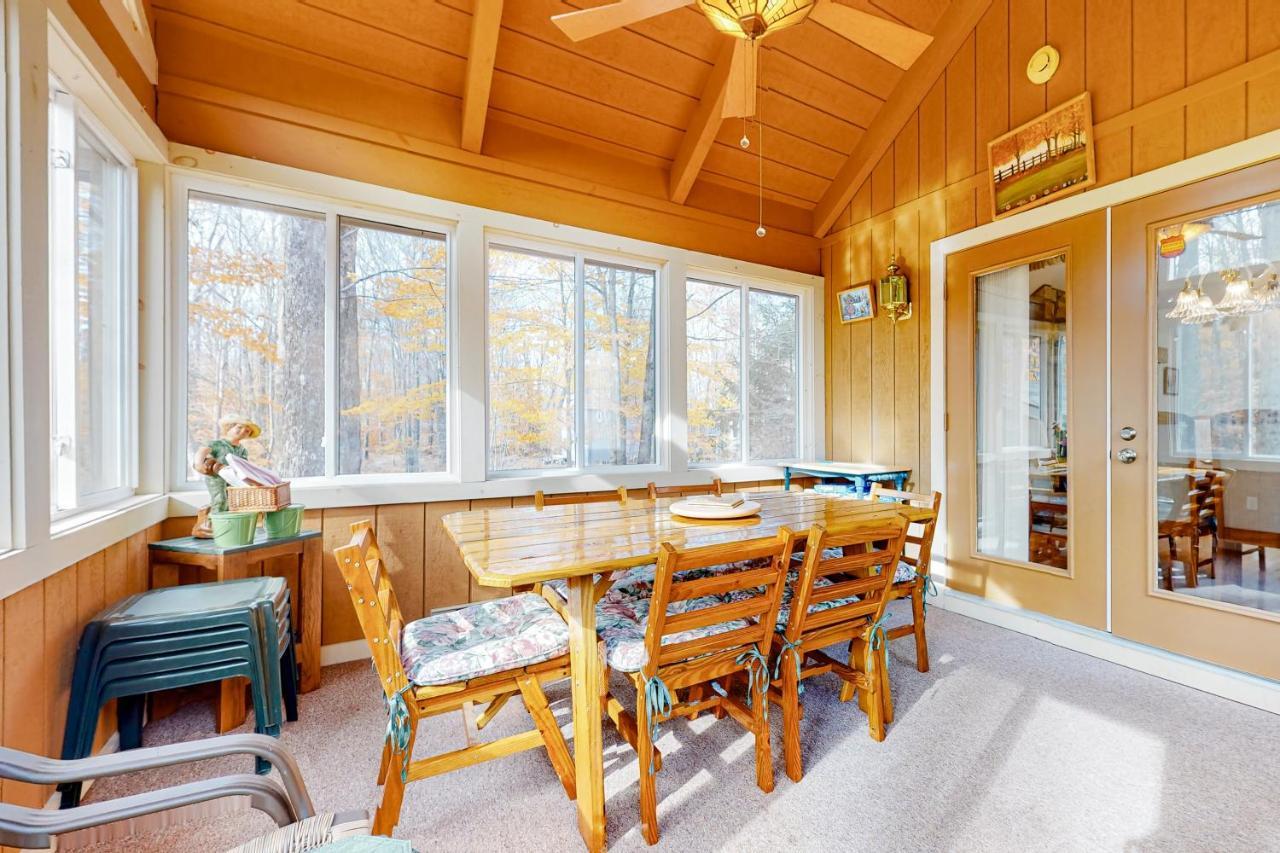 Friendship Lodge Pocono Lake Extérieur photo