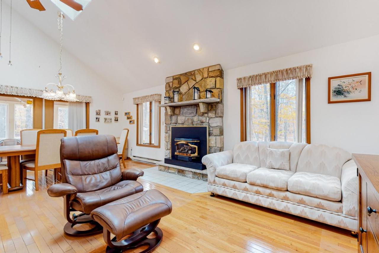 Friendship Lodge Pocono Lake Extérieur photo
