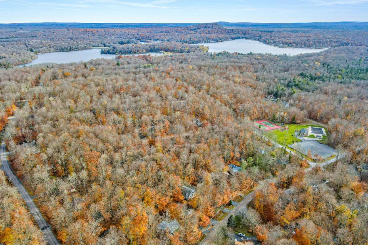 Friendship Lodge Pocono Lake Extérieur photo